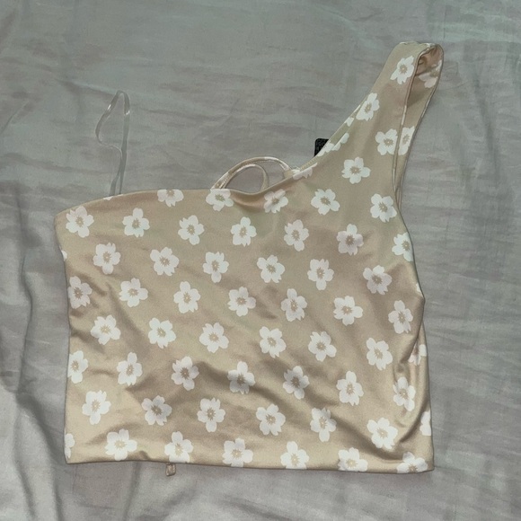 Top - Picture 2 of 2